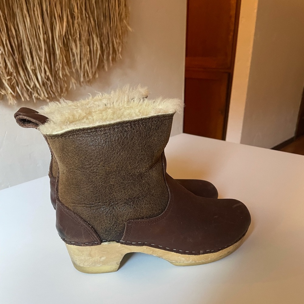 No. 6 Pull On Shearling Mid Heel Boots